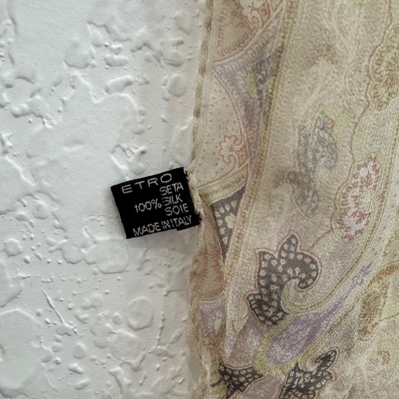 Etro silk scarf - Picture 6 of 8